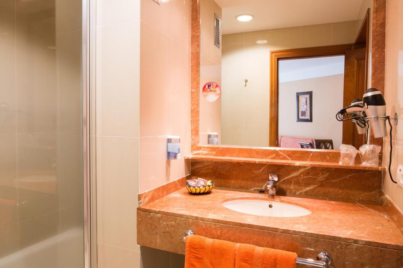 Aparthotel El Galeon Santa Cruz de la Palma  Ngoại thất bức ảnh